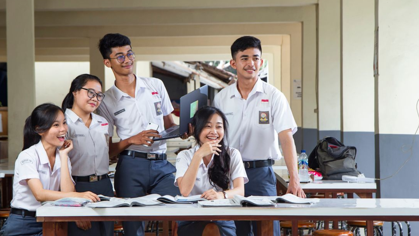 Jurusan IPA IPS dan Bahasa Akan Diberlakukan Lagi di SMA untuk Menyesuaikan Tes Masuk Perguruan Tinggi