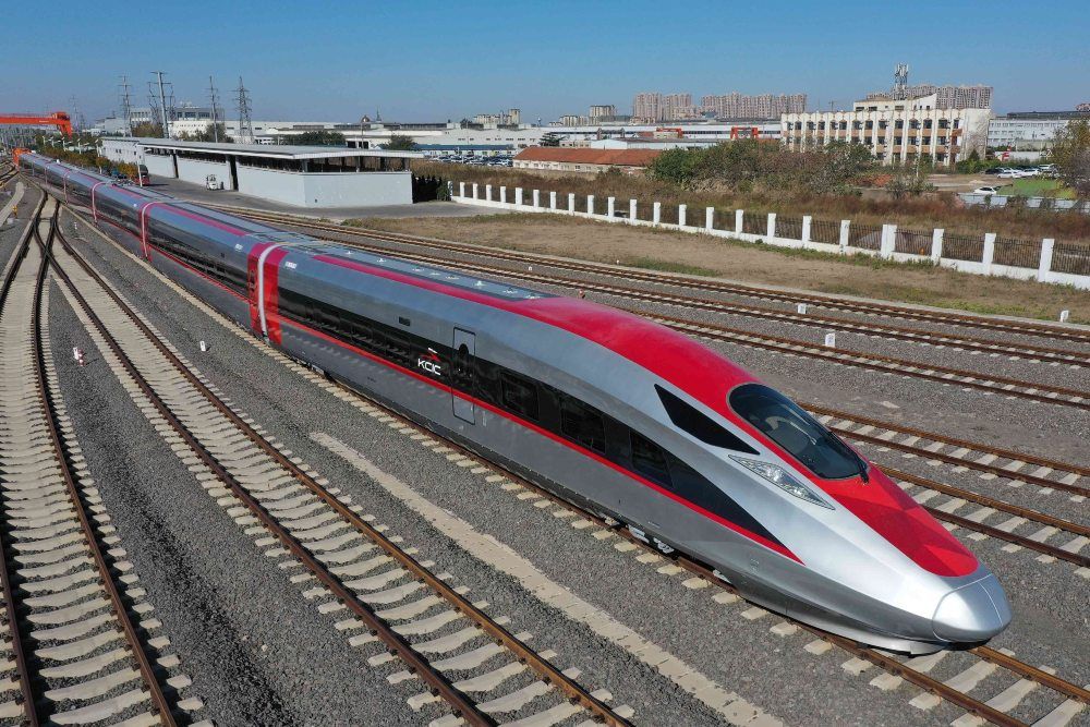 Proyek Kereta Cepat Jakarta–Surabaya Tetap Melaju: Babak Baru Transportasi Modern Indonesia