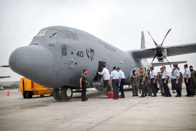 34 Personel Gabungan TNI Siap Evakuasi 578 WNI di Iran dan Israel. TNI AU Juga Siagakan Pesawat Hercules dan Boeing