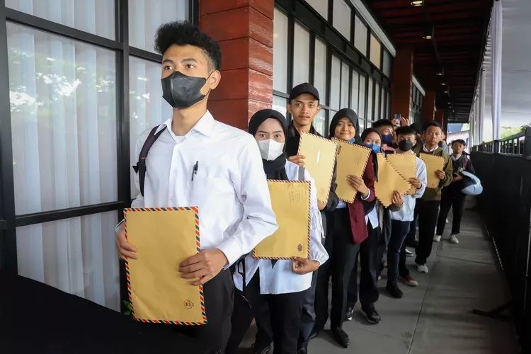 Pengangguran di Indonesia Makin Numpuk