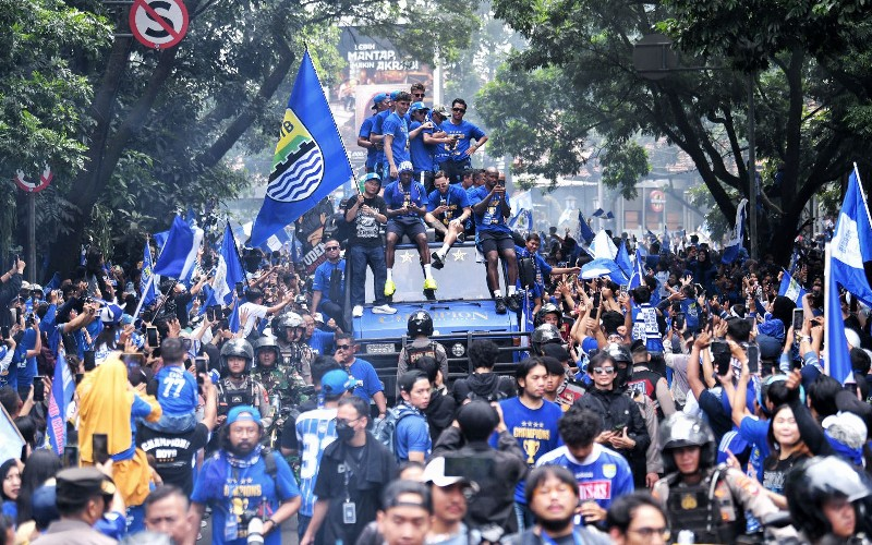 Persib Bandung Tolak Bonus Juara Liga 1 dari Pemprov Jabar Karena Tidak Sesuai yang Dijanjikan Dedi Mulyadi