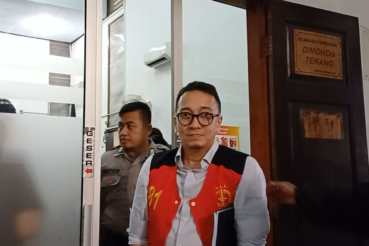 Eks Pegawai Kominfo Berangkatkan 47 Orang Umrah dari Uang Hasil Penjagaan Situs Judi Online