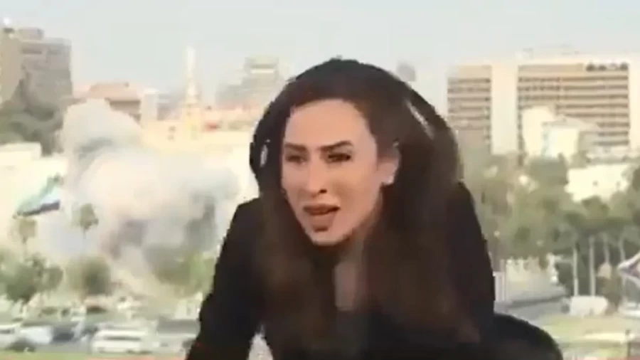 Terekam Live! Presenter Syria TV Lari Menyelamatkan Diri Saat Damaskus Dibom Israel