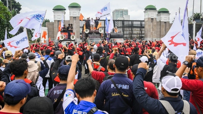 Anggota DPR WFH di Tengah Demo Buruh Hari Ini