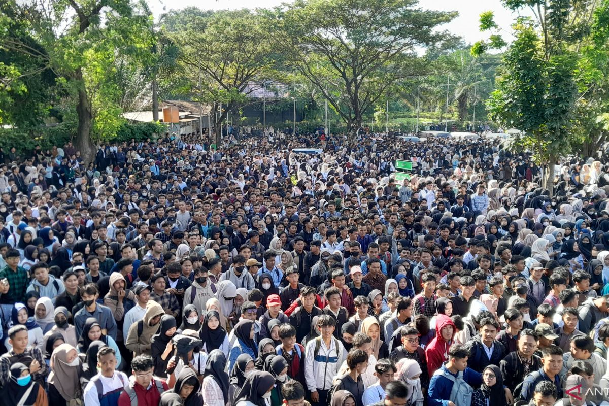 Dari Janji 19 Juta ke Target 8 Juta Lapangan Kerja, Pemerintah Akui Target  19 Juta Tidak Realistis